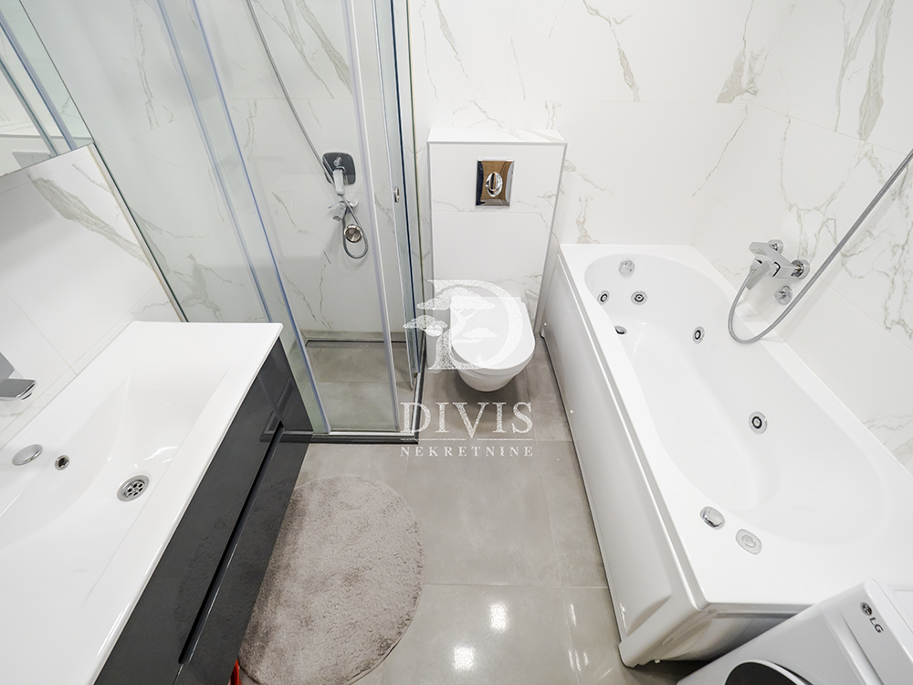 Slika 6 - Šumatovačka, Četvorosoban stan na prodaju, 86m2, 385.000€